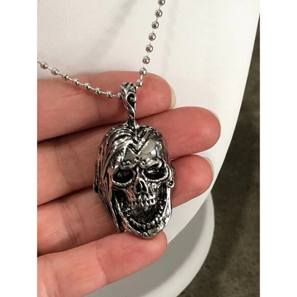 5/$20 Gothic Skull Horror Necklace Charm Iron Maiden - Picture 1 of 6